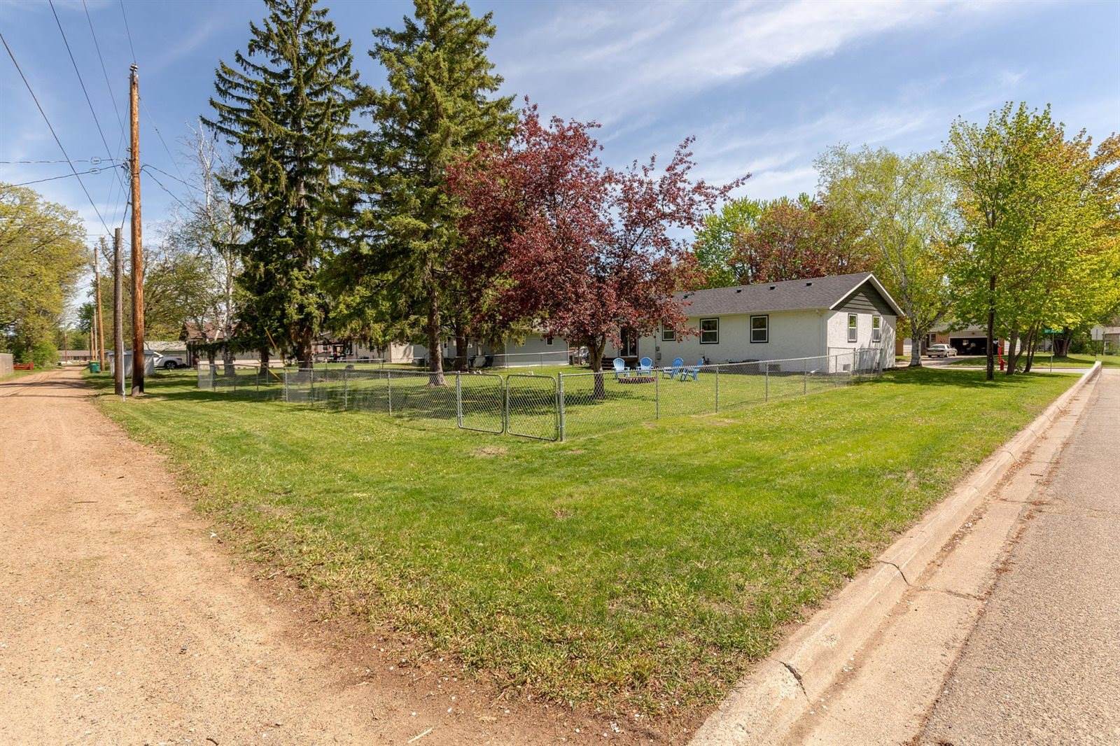 1203 10th Avenue NE, Brainerd, MN 56401