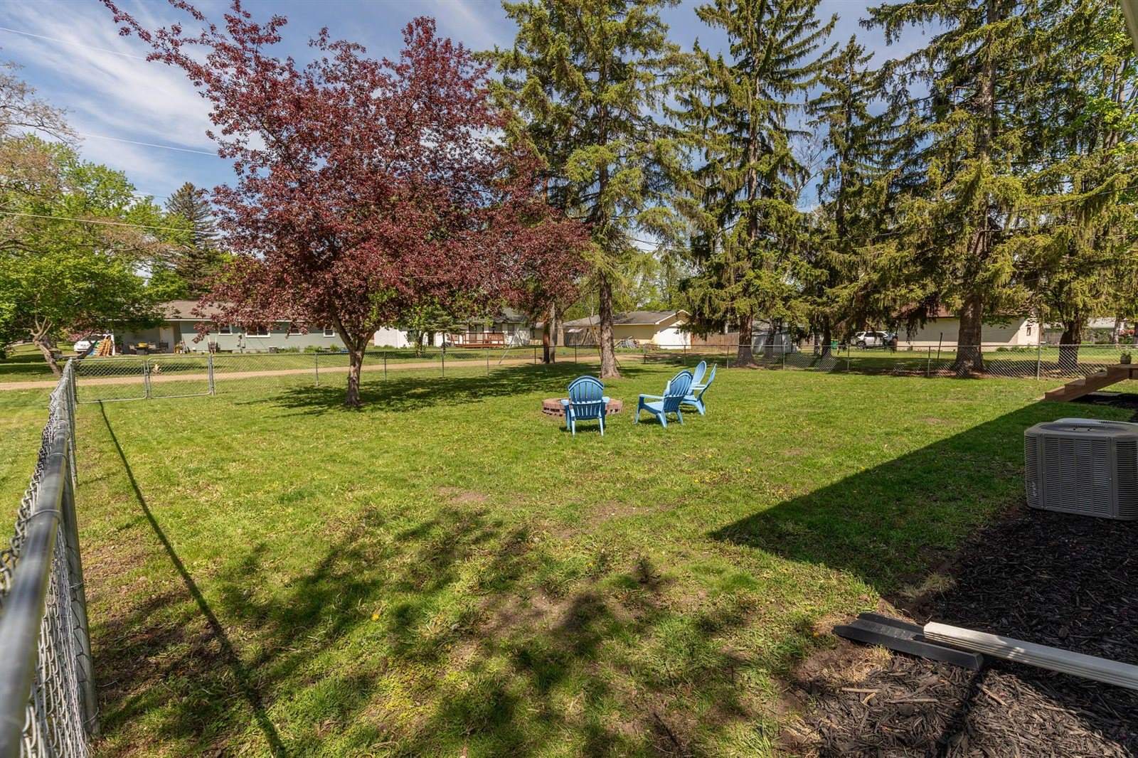 1203 10th Avenue NE, Brainerd, MN 56401