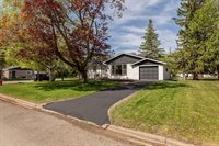 1203 10th Avenue NE, Brainerd, MN 56401