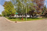 1203 10th Avenue NE, Brainerd, MN 56401