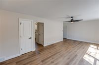 1203 10th Avenue NE, Brainerd, MN 56401