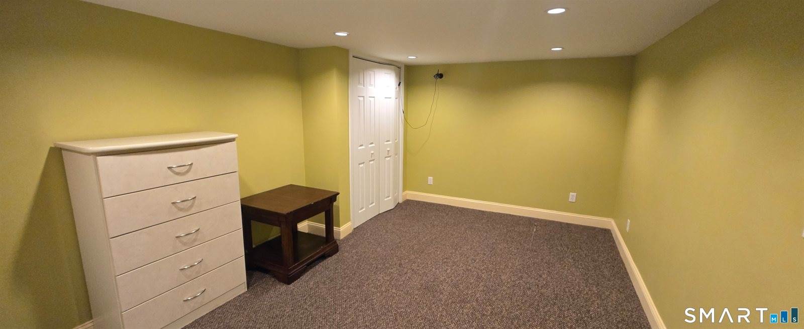 13 Berkshire, Ansonia, CT 06401