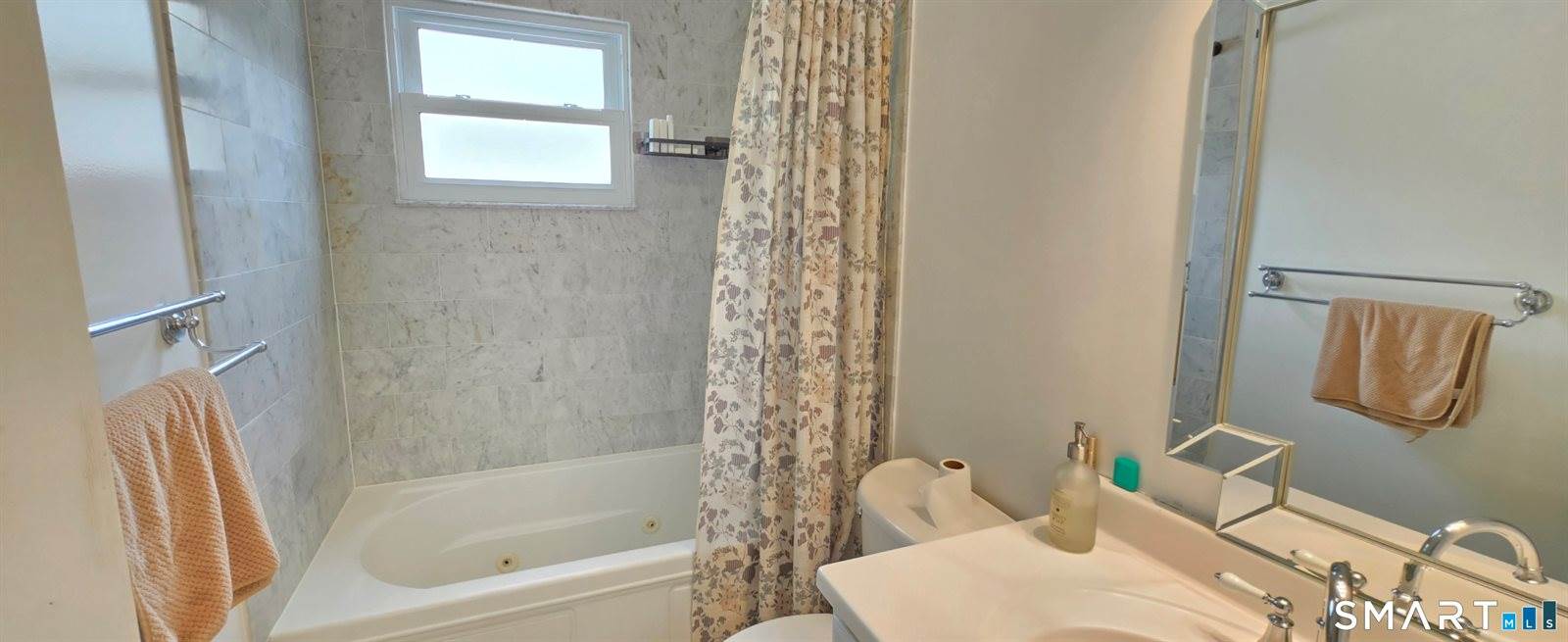 13 Berkshire, Ansonia, CT 06401