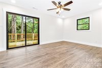 4 Barnes Road, Asheville, NC 28803