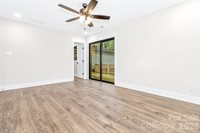 4 Barnes Road, Asheville, NC 28803