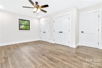 4 Barnes Road, Asheville, NC 28803