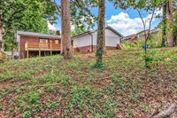 4 Barnes Road, Asheville, NC 28803