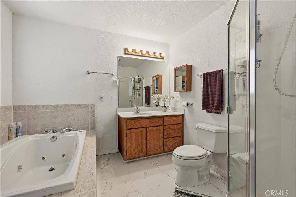 18685 Oak Grove, Hidden Valley Lake, CA 95467