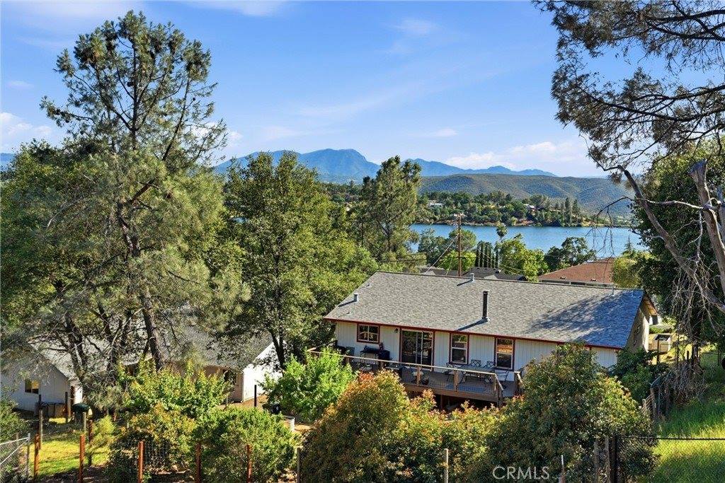 18685 Oak Grove, Hidden Valley Lake, CA 95467