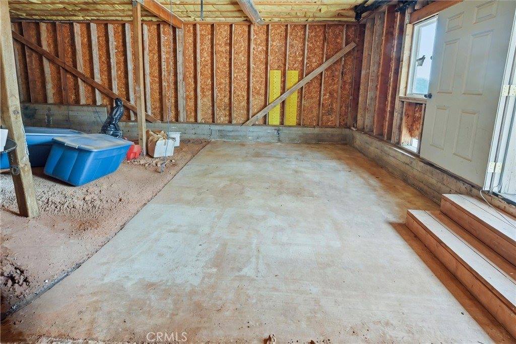 18685 Oak Grove, Hidden Valley Lake, CA 95467