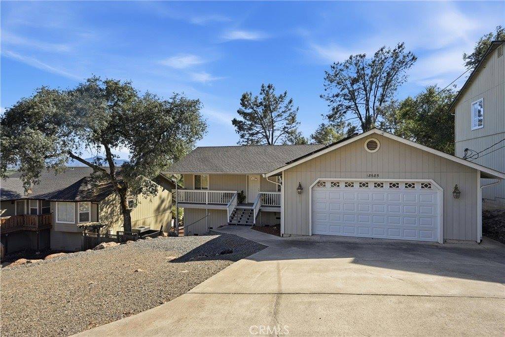 18685 Oak Grove, Hidden Valley Lake, CA 95467