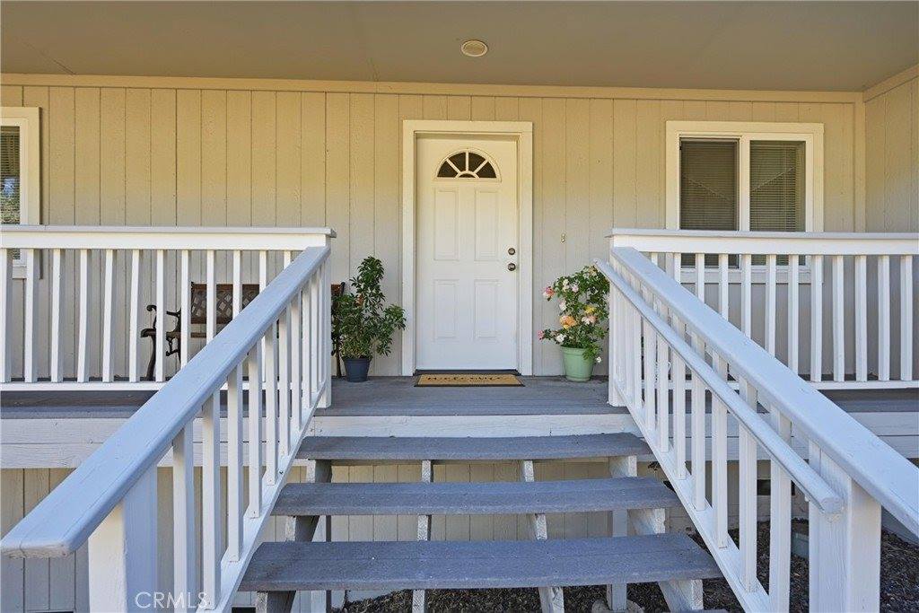 18685 Oak Grove, Hidden Valley Lake, CA 95467