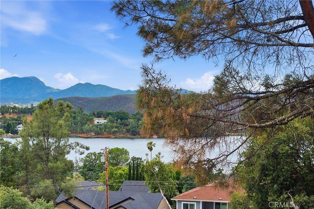 18685 Oak Grove, Hidden Valley Lake, CA 95467