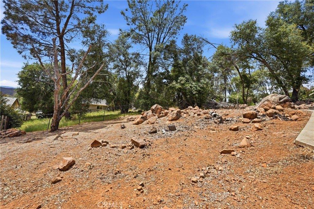 18685 Oak Grove, Hidden Valley Lake, CA 95467