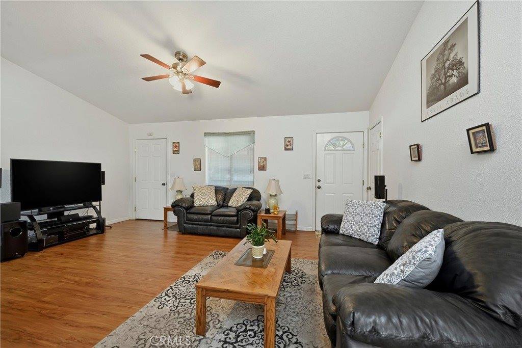 18685 Oak Grove, Hidden Valley Lake, CA 95467