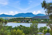 18685 Oak Grove, Hidden Valley Lake, CA 95467