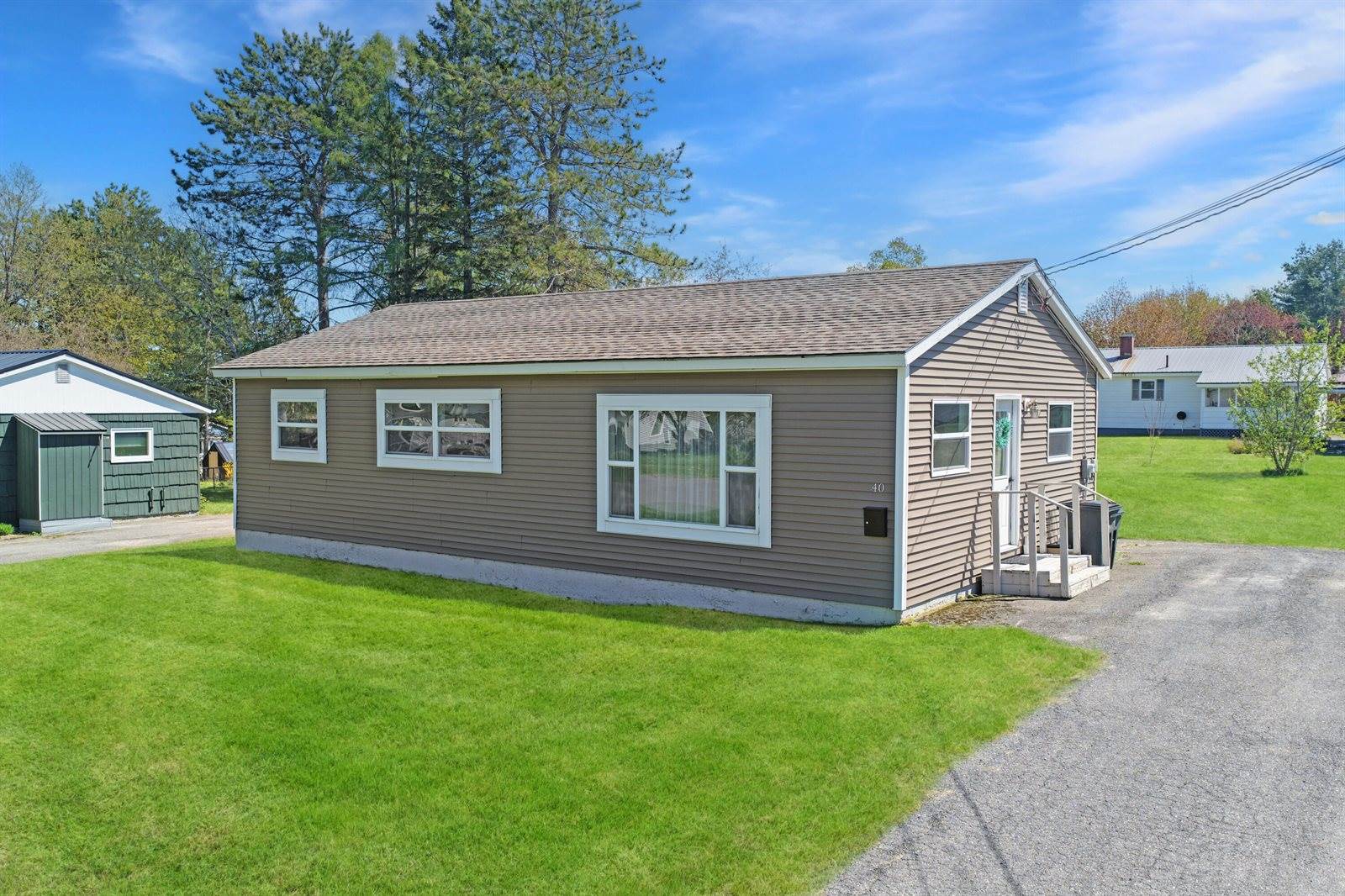40 Paris Snow Drive, Caribou, ME 04736