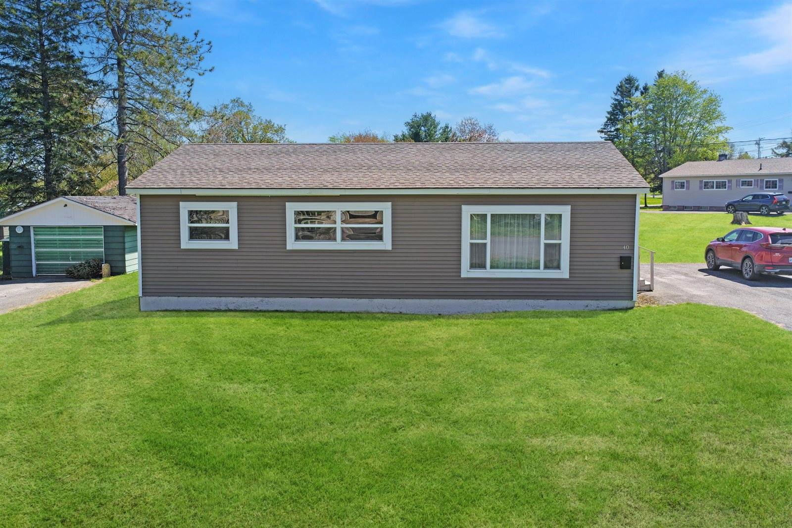 40 Paris Snow Drive, Caribou, ME 04736