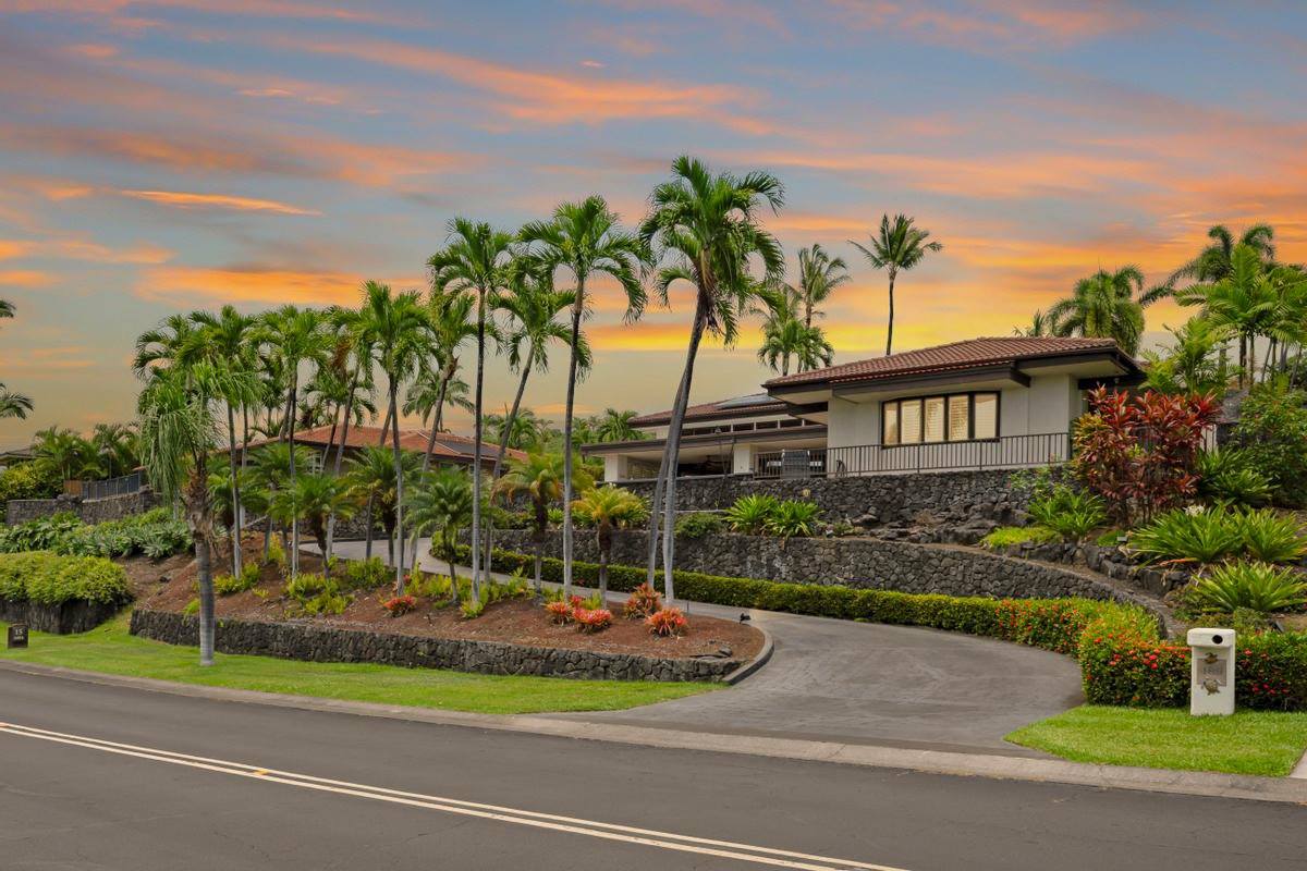 78-6835 Keaupuni St, Kailua Kona, HI 96740