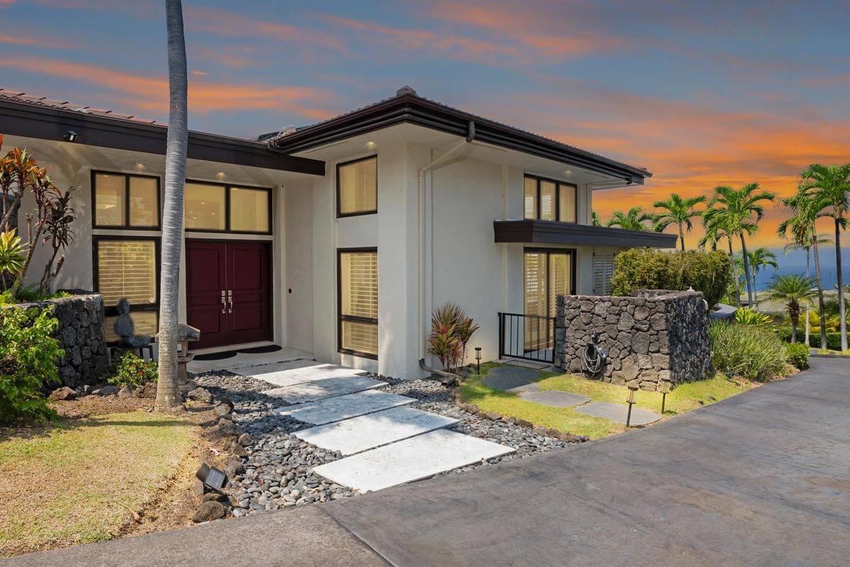 78-6835 Keaupuni St, Kailua Kona, HI 96740