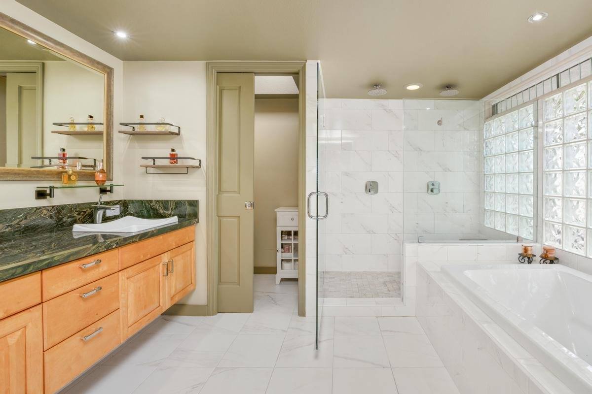 78-6835 Keaupuni St, Kailua Kona, HI 96740