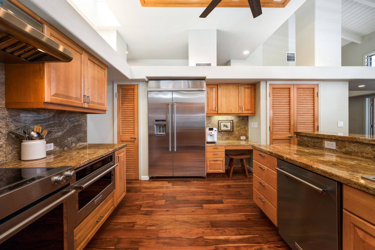 78-6835 Keaupuni St, Kailua Kona, HI 96740