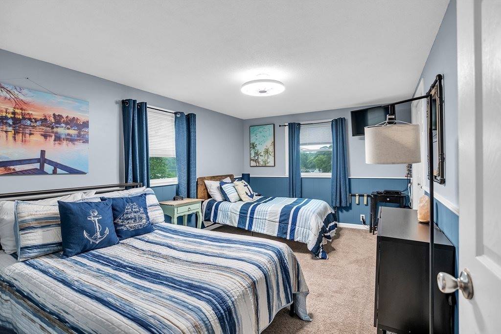 105 Lakeview Street, Southwick, MA 01077