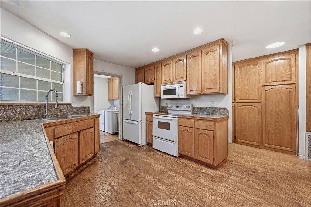 16965 Spruce Grove, Hidden Valley Lake, CA 95467
