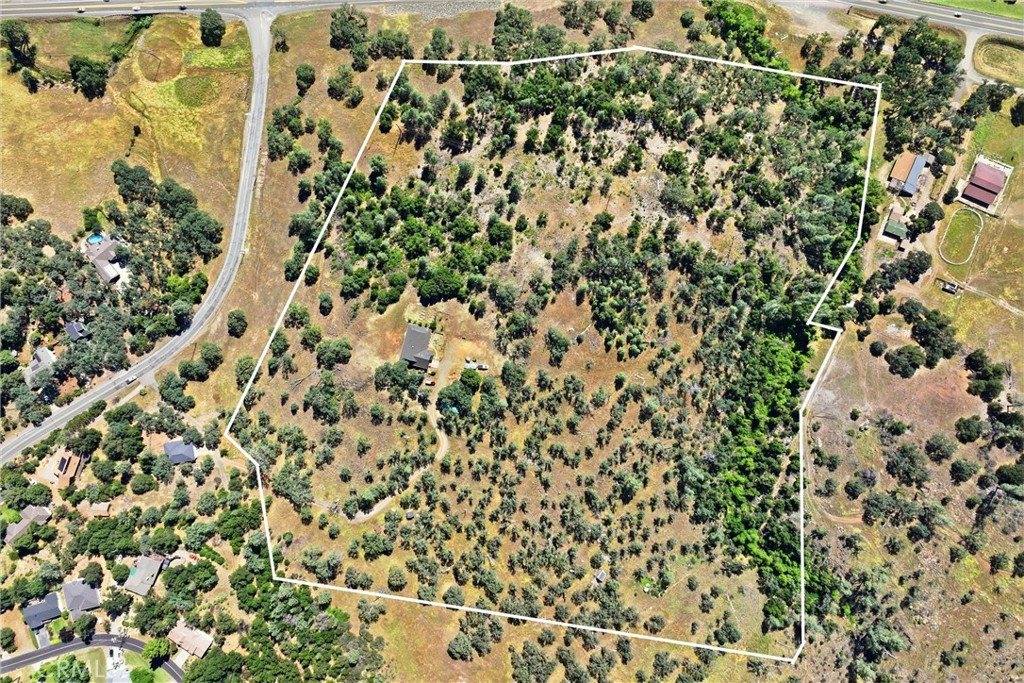 16965 Spruce Grove, Hidden Valley Lake, CA 95467