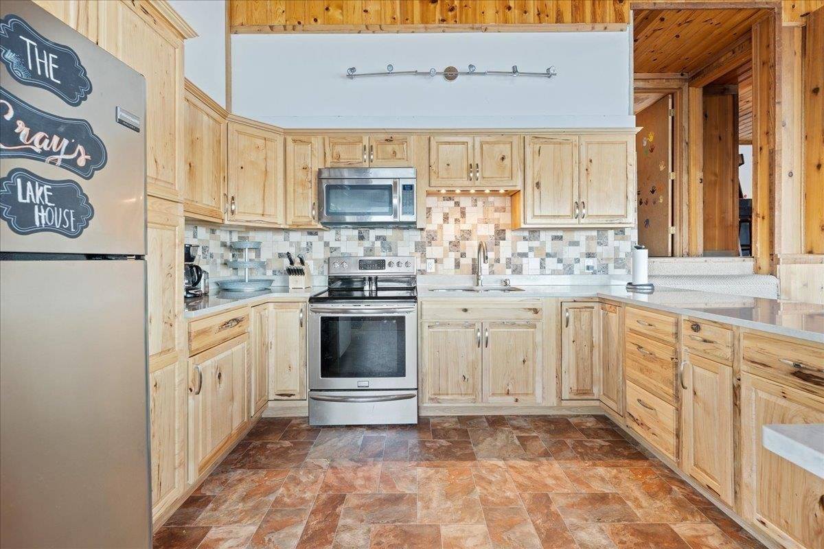 10952 Salcha Drive, Salcha, AK 99714