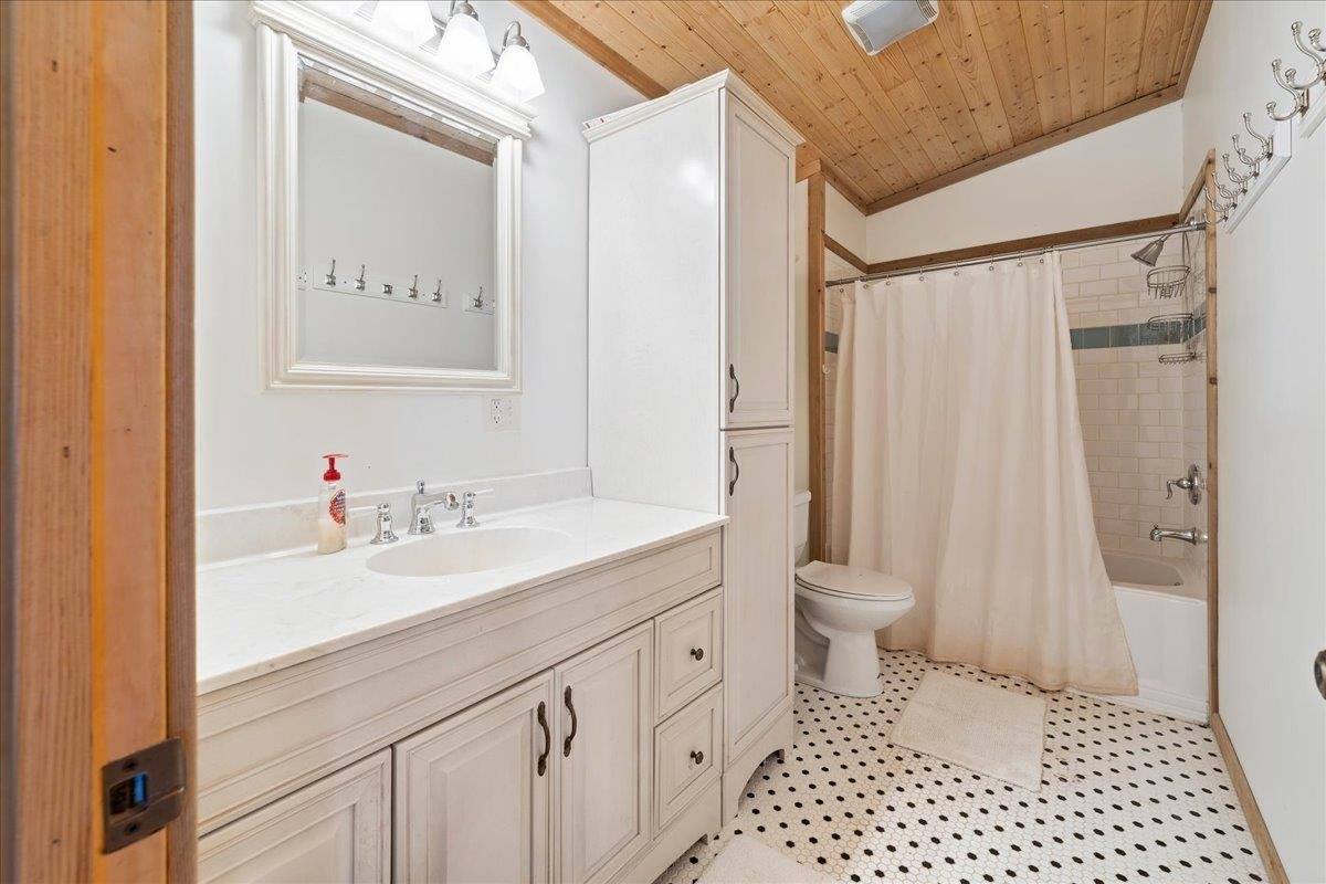 10952 Salcha Drive, Salcha, AK 99714