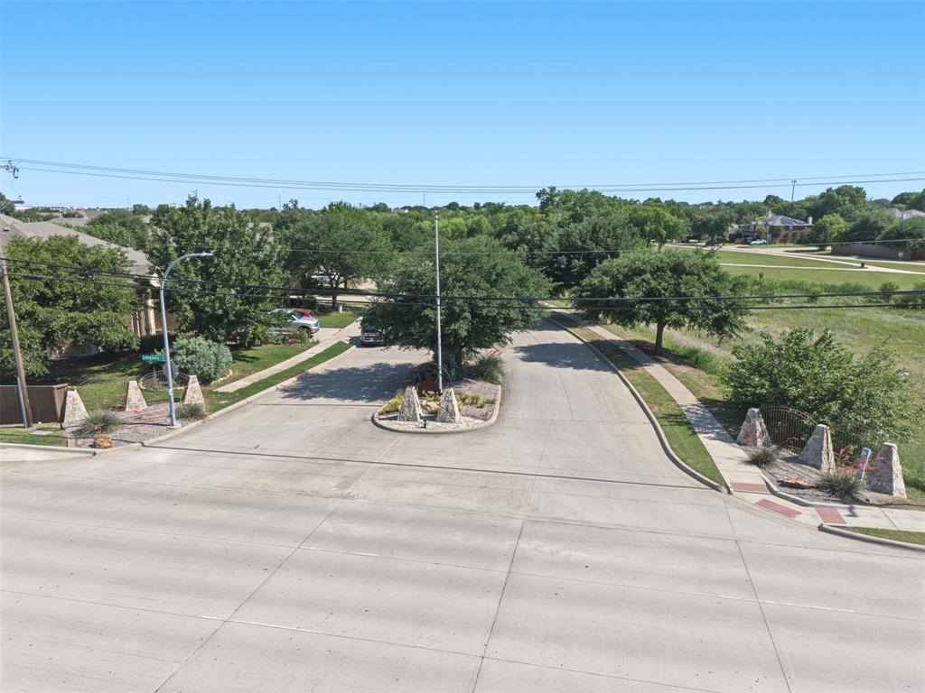 5976 Saddle Flap Drive, Fort Worth, TX 76179