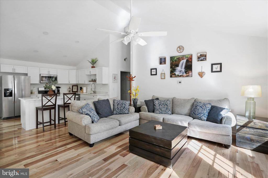 598 Crab Apple Road, Mt Jackson, VA 22842