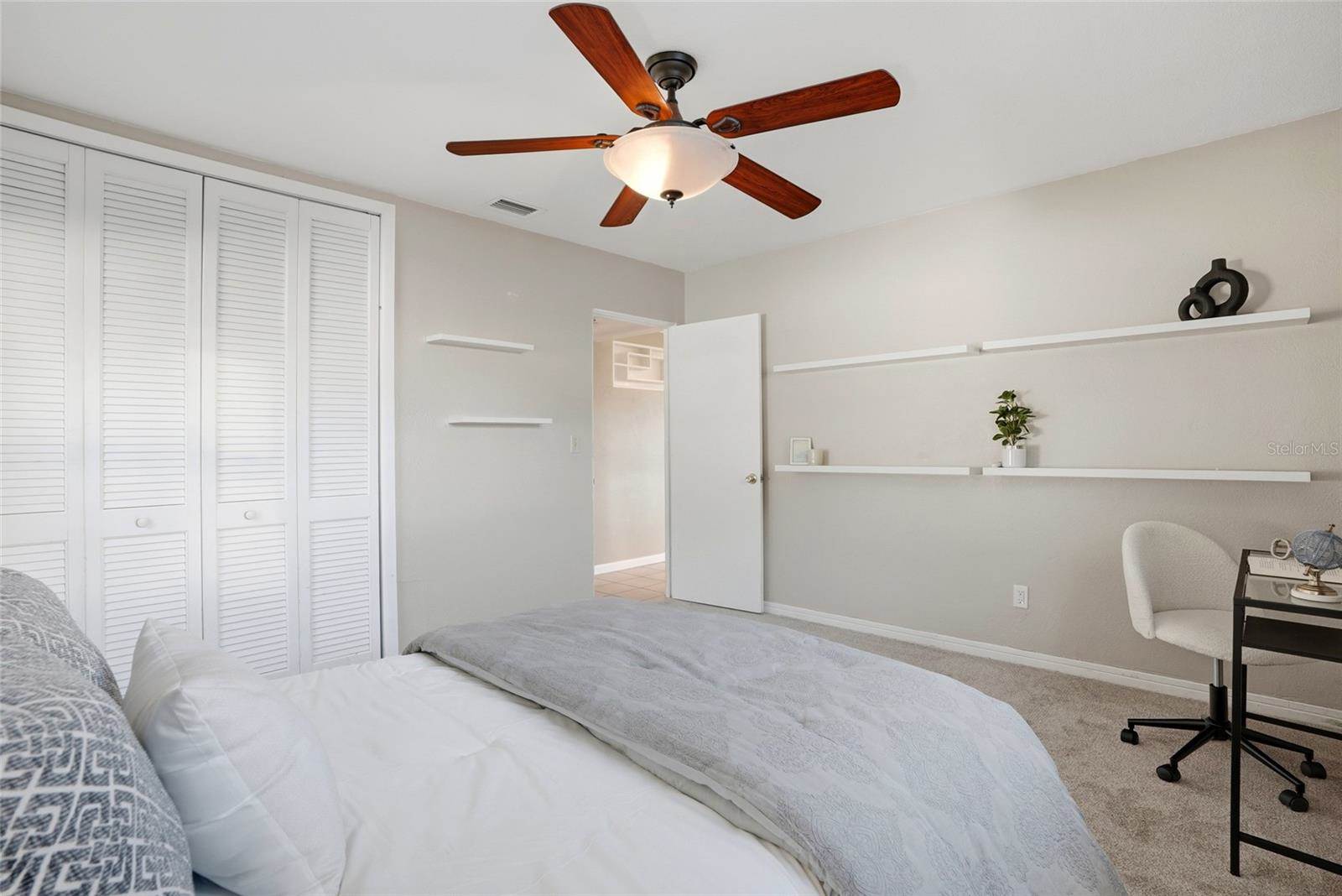 6900 10TH Avenue North, Saint Petersburg, FL 33710