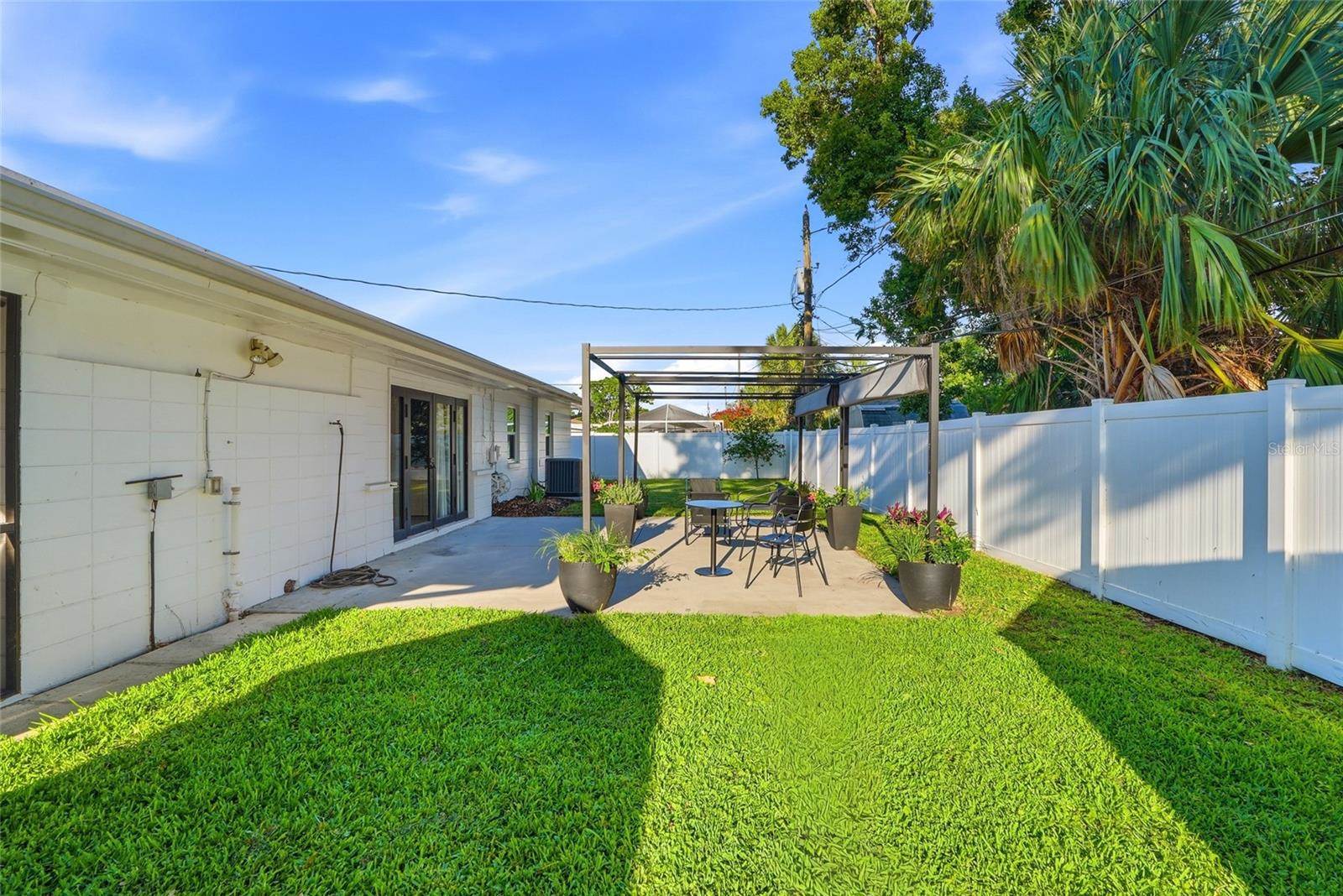 6900 10TH Avenue North, Saint Petersburg, FL 33710