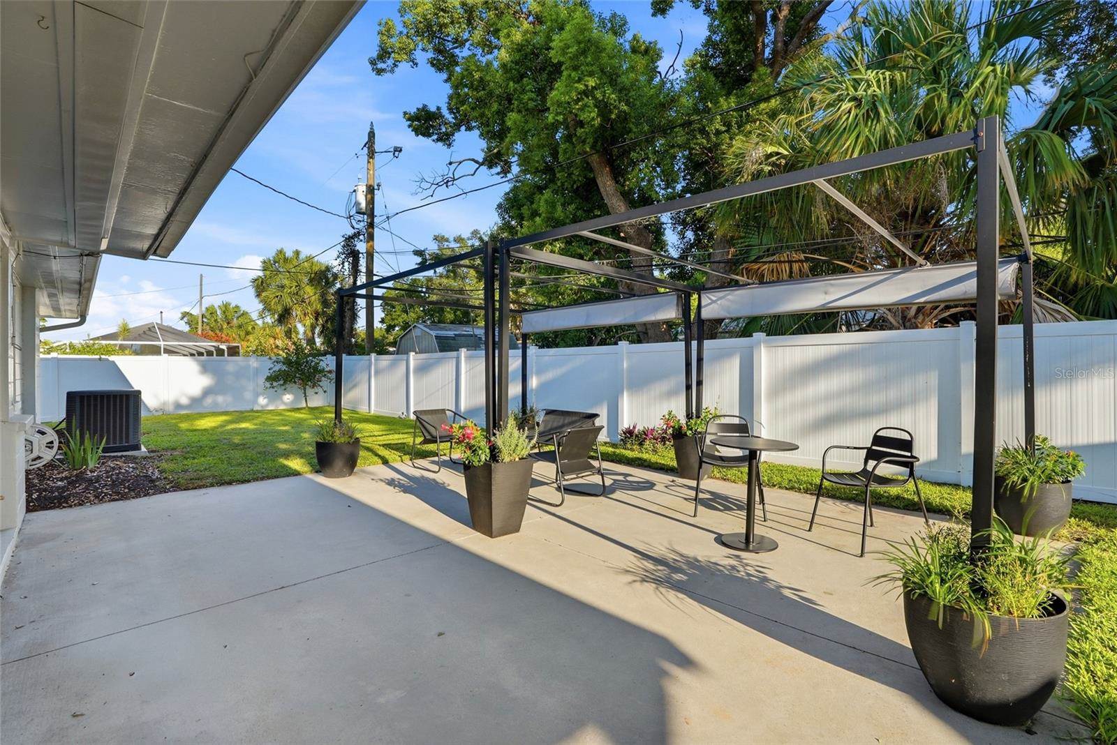 6900 10TH Avenue North, Saint Petersburg, FL 33710