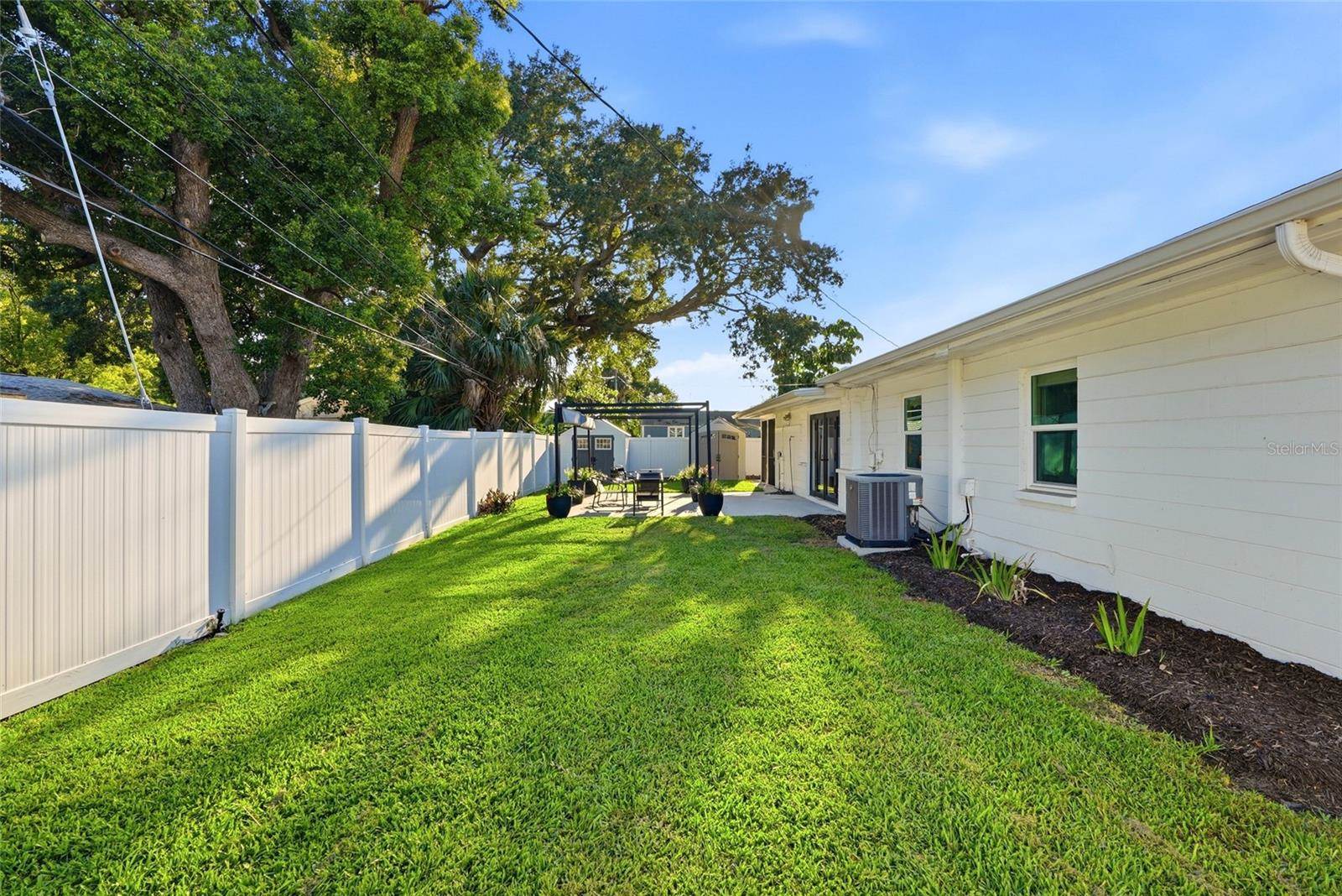 6900 10TH Avenue North, Saint Petersburg, FL 33710