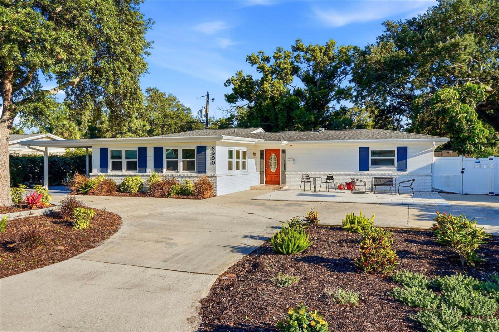 6900 10TH Avenue North, Saint Petersburg, FL 33710