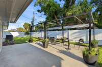 6900 10TH Avenue North, Saint Petersburg, FL 33710
