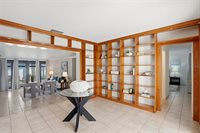 6900 10TH Avenue North, Saint Petersburg, FL 33710