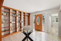 6900 10TH Avenue North, Saint Petersburg, FL 33710