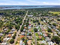 6900 10TH Avenue North, Saint Petersburg, FL 33710