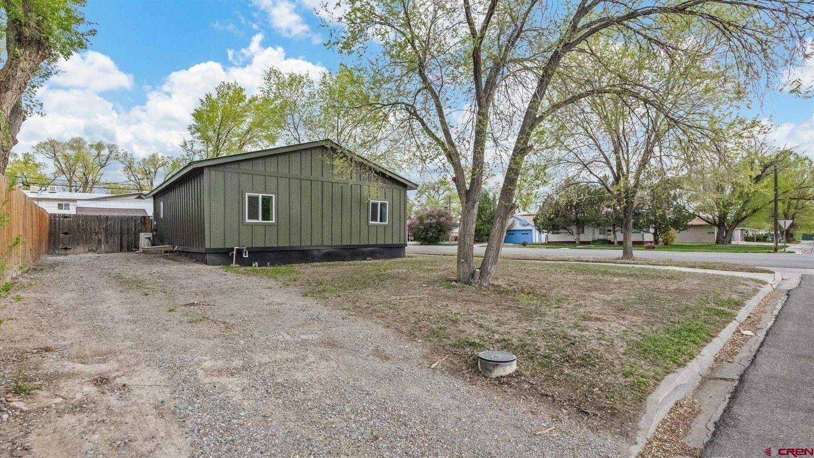 801 S Cascade Avenue, Montrose, CO 81401