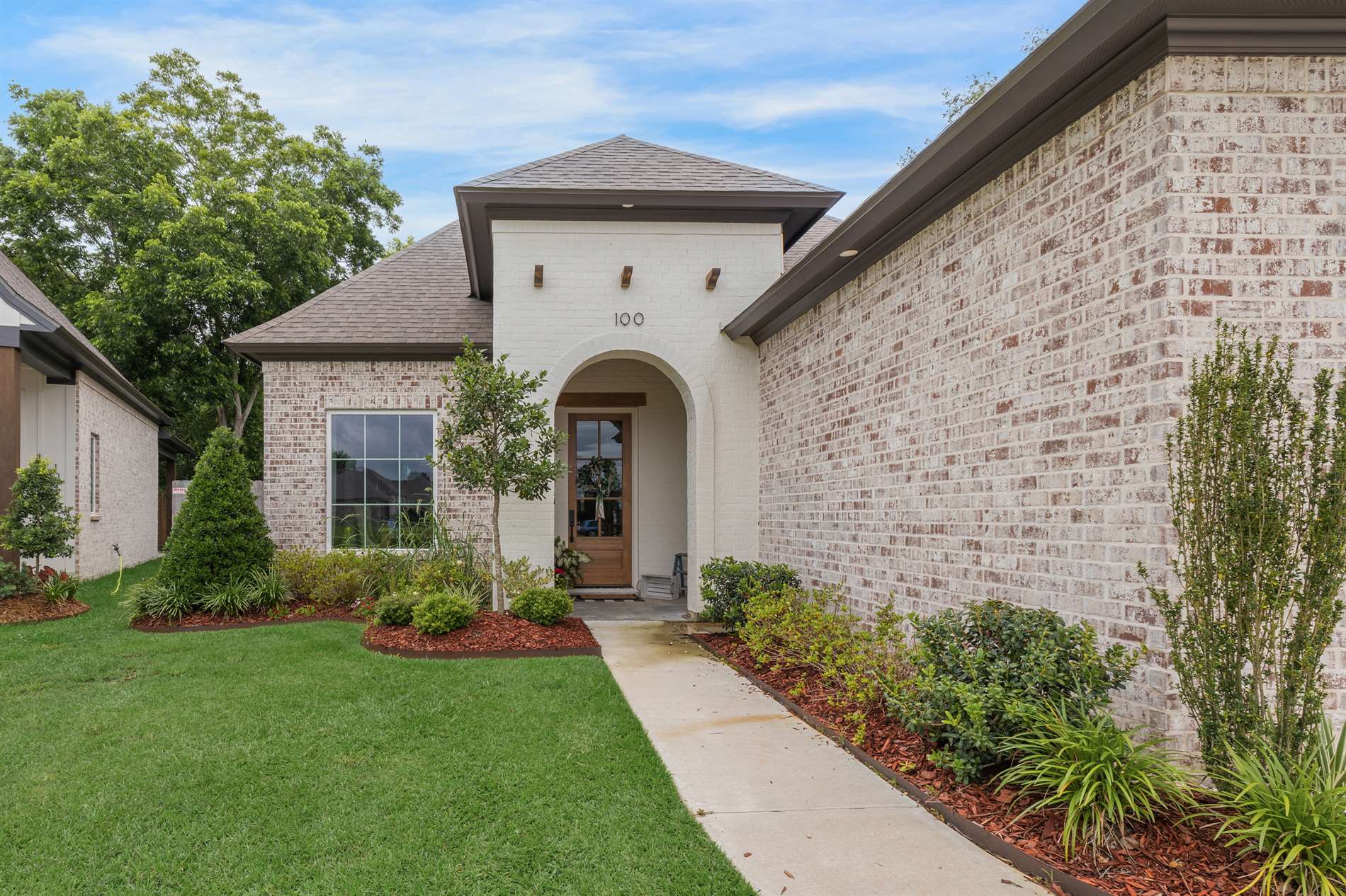 100 Sanctuary Lane, Lafayette, LA 70506