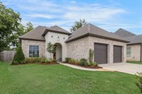 100 Sanctuary Lane, Lafayette, LA 70506