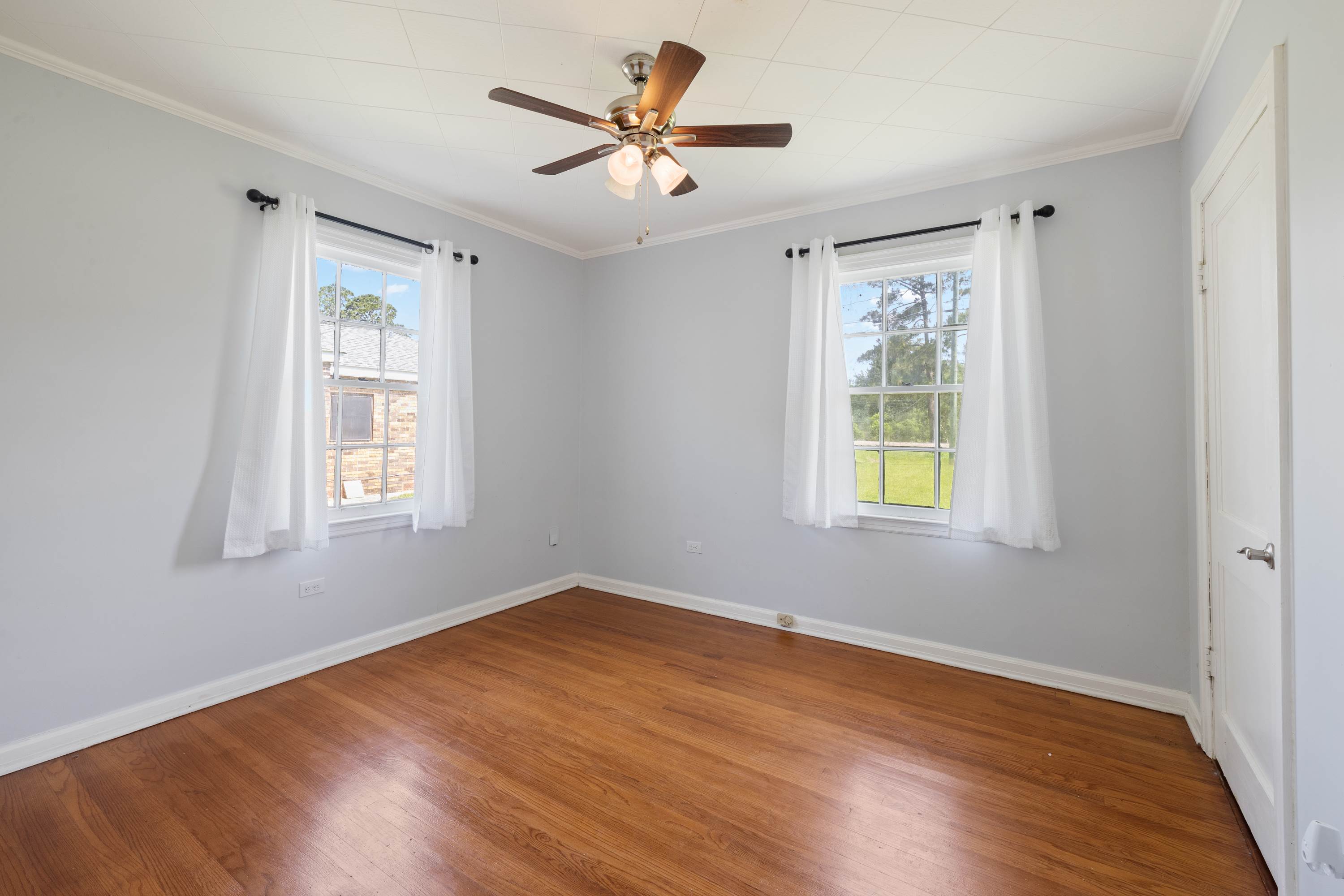 524 Loreauville Rd, New Iberia, LA 70563