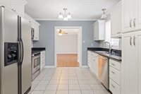 524 Loreauville Rd, New Iberia, LA 70563