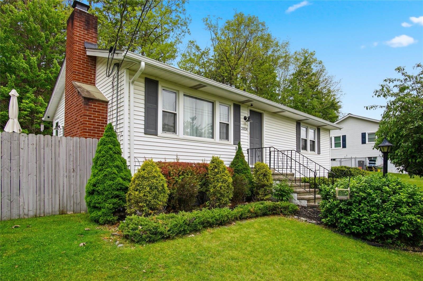 2024 Ford Road, Endicott, NY 13760