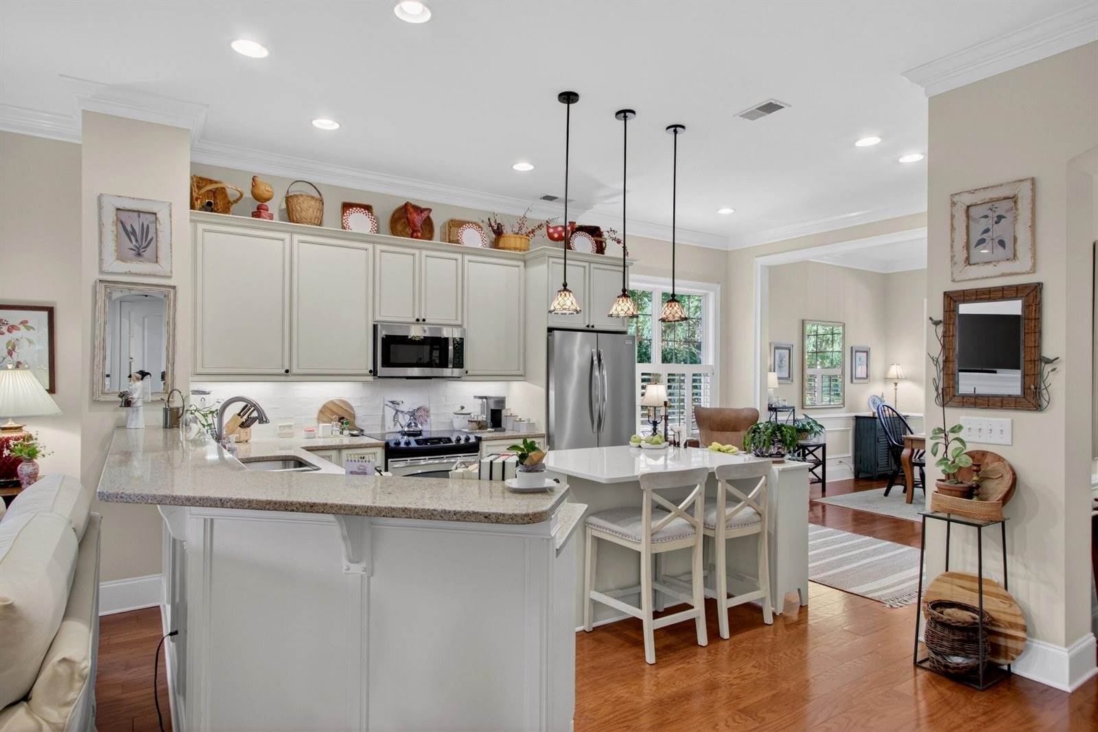 142 Donning Drive, Summerville, SC 29483