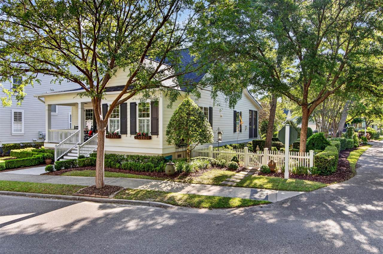 142 Donning Drive, Summerville, SC 29483